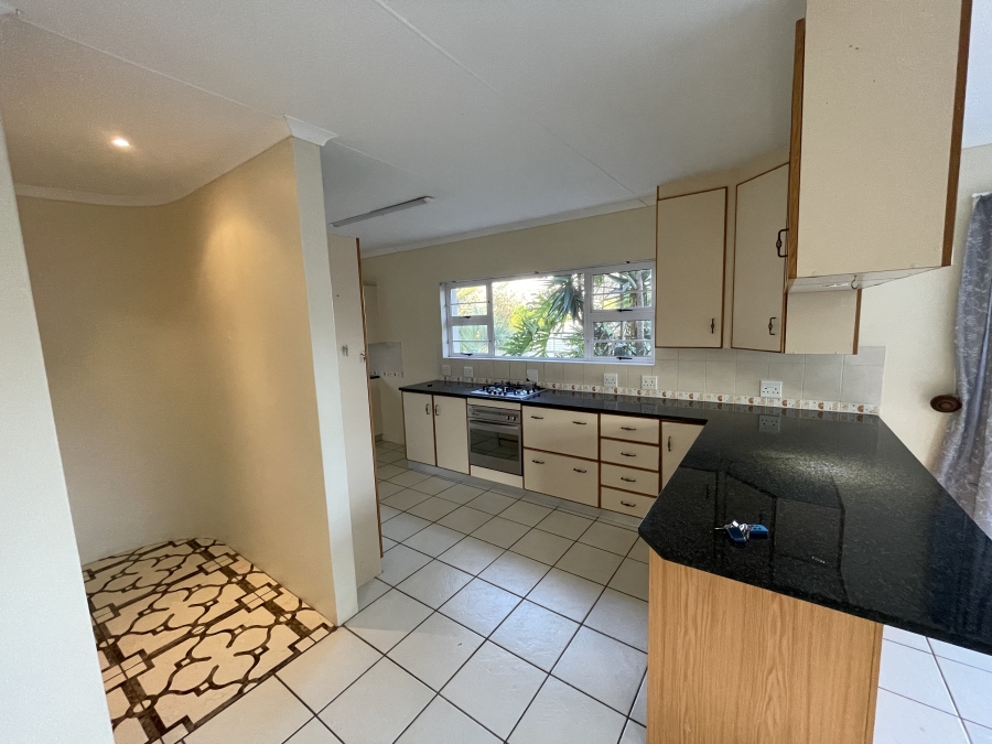 To Let 3 Bedroom Property for Rent in Kidds Beach Eastern Cape